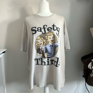 Safety Third! Oversized Short Sleeve T-Shirt in Off-White Retro Design Casual